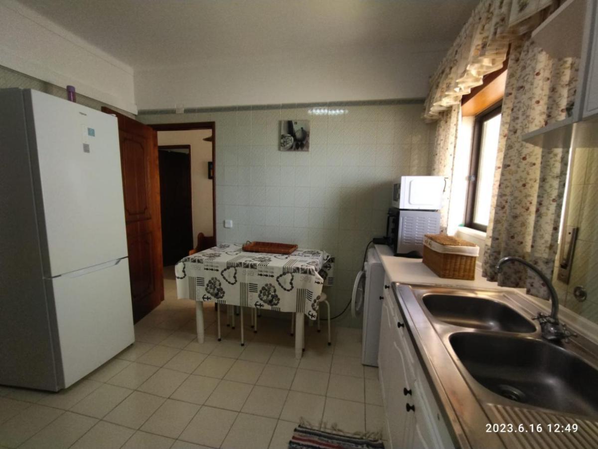 Cozy Apartment In Quarteira Exterior photo